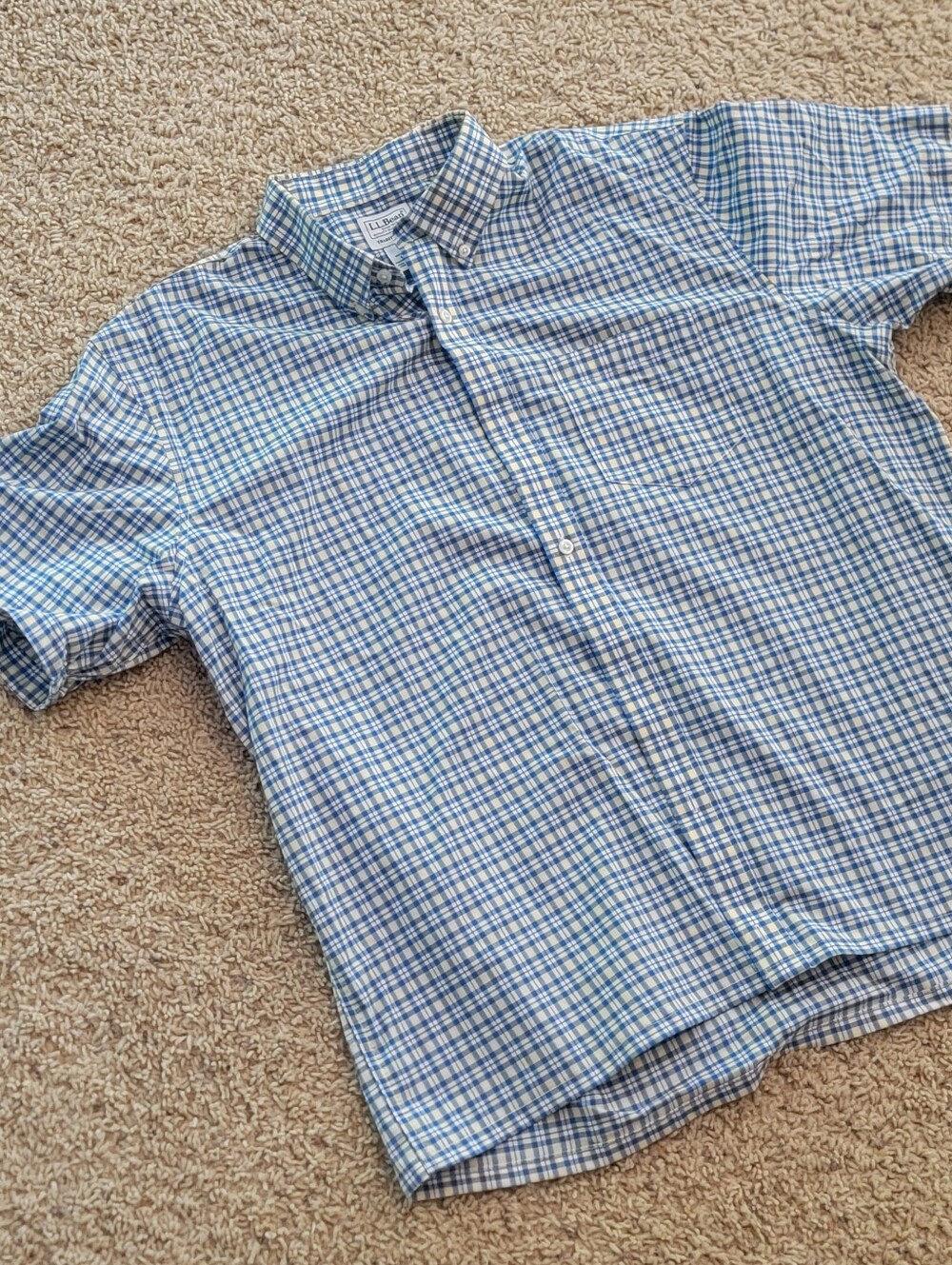 L.L. Bean Plaid Button Down Mens Large L Traditional Fit Short Sleeve